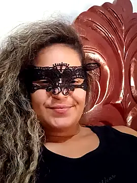 RaphinhaSanches online show from 25, 10, 2025