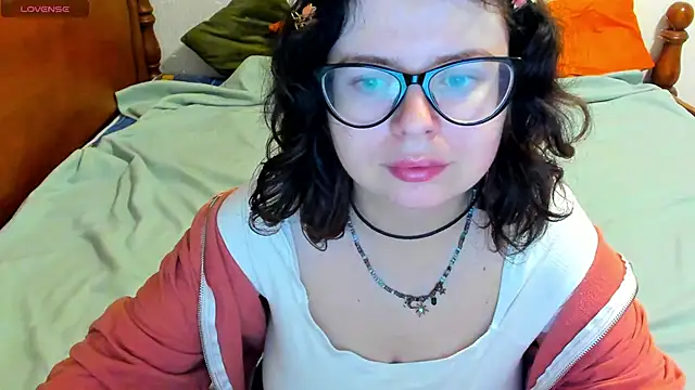 MilisaSweet777 online show from 25, 11, 2025