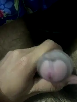 Snapshot of longfuckk chatting on 15, 10, 2025 longfuckk online show from 15, 10, 2025