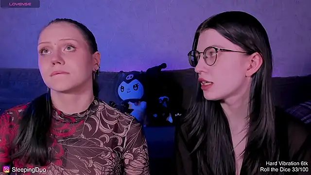 Threesomebabes online show from 31, 5, 2026