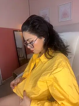 Esmeralda CO online show from 2, 12, 2025