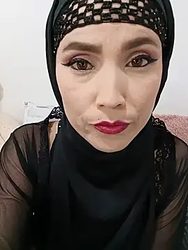 Snapshot of jamila_zair chatting on 18, 6, 2026 jamila zair online show from 18, 6, 2026
