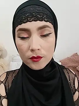 Snapshot of jamila_zair chatting on 8, 7, 2026 jamila zair online show from 8, 7, 2026