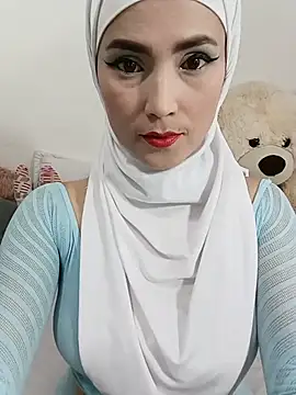 Snapshot of jamila_zair chatting on 16, 7, 2026 jamila zair online show from 16, 7, 2026