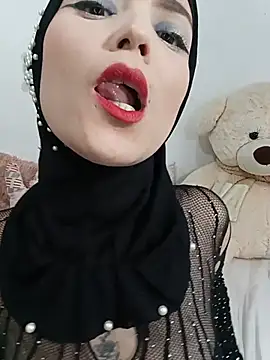 Snapshot of jamila_zair chatting on 28, 7, 2026 jamila zair online show from 28, 7, 2026