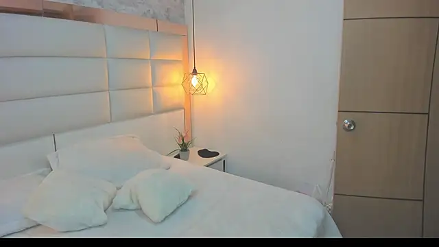 Salome Smitth 1 online show from 16, 3, 2026