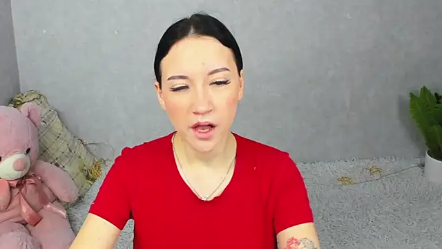 Snapshot of EileenMoores chatting on 2, 12, 2025 EileenMoores online show from 2, 12, 2025