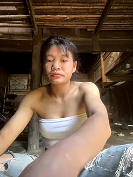 Ngoc 2k5 online show from 11, 10, 2025