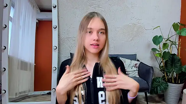 Snapshot of Vel1ka chatting on 25, 10, 2025 Vel1ka online show from 25, 10, 2025