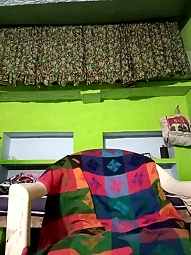 Snapshot of ZIVAA chatting on 5, 10, 2025 ZIVAA online show from 5, 10, 2025