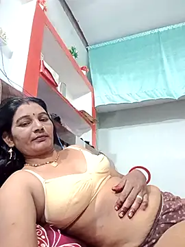 Snapshot of ZIVAA chatting on 11, 10, 2025 ZIVAA online show from 11, 10, 2025