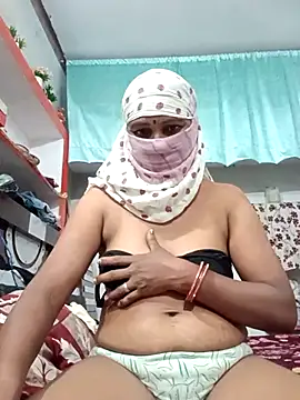 Snapshot of ZIVAA chatting on 21, 10, 2025 ZIVAA online show from 21, 10, 2025