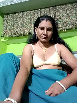 Snapshot of ZIVAA chatting on 26, 10, 2025 ZIVAA online show from 26, 10, 2025