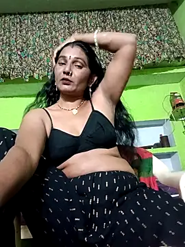 Snapshot of ZIVAA chatting on 27, 10, 2025 ZIVAA online show from 27, 10, 2025