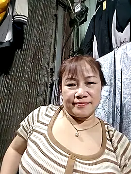 Snapshot of Baby-ladysweets20 chatting on 10, 9, 2025 Baby-ladysweets20 online show from 10, 9, 2025