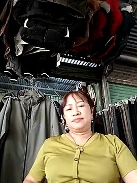 Snapshot of Baby-ladysweets20 chatting on 12, 9, 2025 Baby-ladysweets20 online show from 12, 9, 2025