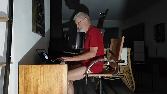 ewaldwillems99 online show from 7, 11, 2025