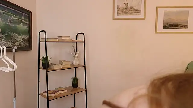 Snapshot of Bonnie_Nunez chatting on 12, 11, 2025 Bonnie Nunez online show from 12, 11, 2025