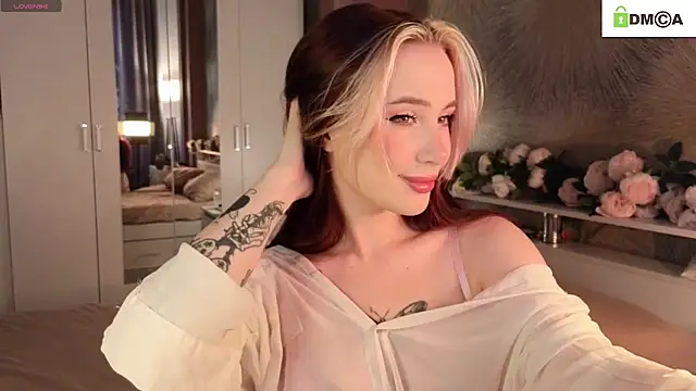 Snapshot of RubyMiracles chatting on 28, 9, 2025 RubyMiracles online show from 28, 9, 2025