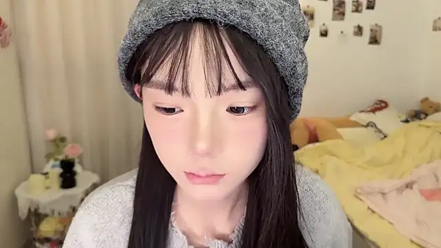 Momo-xx online show from 6, 1, 2026