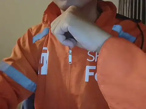 leanhtung123 online show from 16, 4, 2026