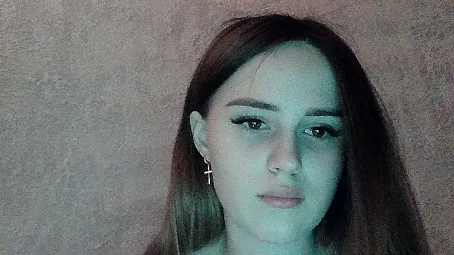 SweetLoraa online show from 13, 1, 2026