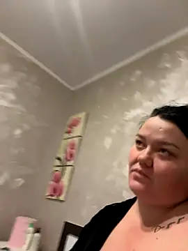 SunnyLeila2101 online show from 29, 10, 2025