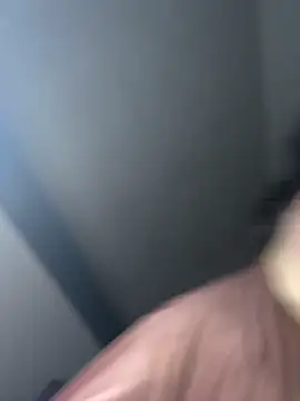 SunnyLeila2101 online show from 4, 3, 2026