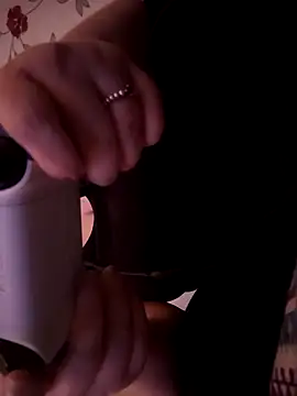 Snapshot of itsCuteTits chatting on 6, 11, 2025 itsCuteTits online show from 6, 11, 2025