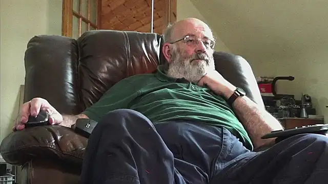 Snapshot of janzer13 chatting on 27, 11, 2025 janzer13 online show from 27, 11, 2025