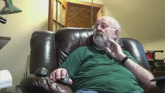 Snapshot of janzer13 chatting on 5, 12, 2025 janzer13 online show from 5, 12, 2025