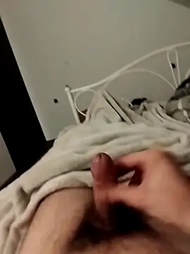 Snapshot of tip_hard_cock chatting on 25, 9, 2025 tip hard cock online show from 25, 9, 2025