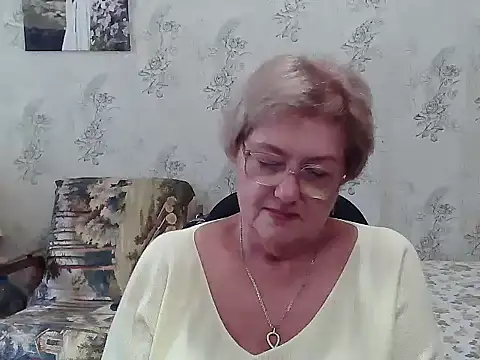 Snapshot of Renata62011 chatting on 10, 9, 2025 Renata62011 online show from 10, 9, 2025