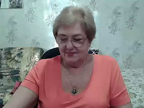 Snapshot of Renata62011 chatting on 21, 10, 2025 Renata62011 online show from 21, 10, 2025