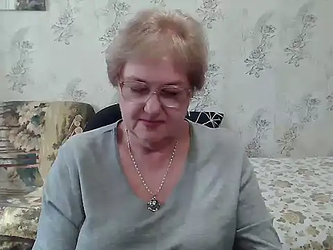 Snapshot of Renata62011 chatting on 23, 10, 2025 Renata62011 online show from 23, 10, 2025