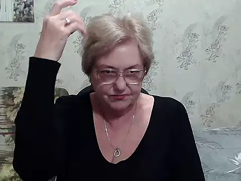 Snapshot of Renata62011 chatting on 25, 10, 2025 Renata62011 online show from 25, 10, 2025