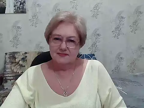 Snapshot of Renata62011 chatting on 27, 10, 2025 Renata62011 online show from 27, 10, 2025