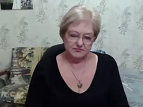 Snapshot of Renata62011 chatting on 28, 10, 2025 Renata62011 online show from 28, 10, 2025