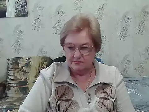 Snapshot of Renata62011 chatting on 19, 11, 2025 Renata62011 online show from 19, 11, 2025