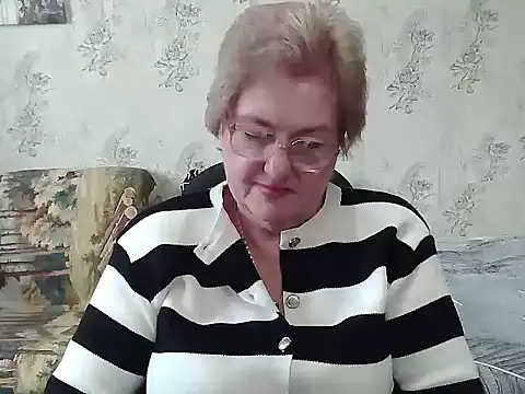 Snapshot of Renata62011 chatting on 21, 11, 2025 Renata62011 online show from 21, 11, 2025