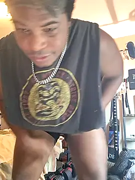 KeYBuMp323 online show from 6, 10, 2025