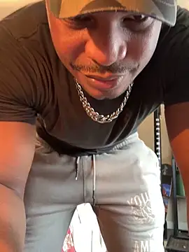 KeYBuMp323 online show from 11, 2, 2026