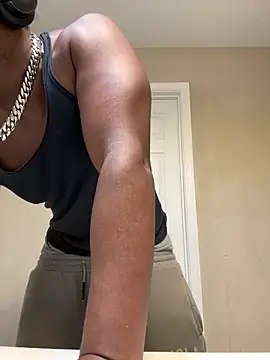 KeYBuMp323 online show from 19, 2, 2026