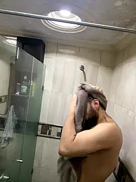   Damian    online show from 2, 10, 2025