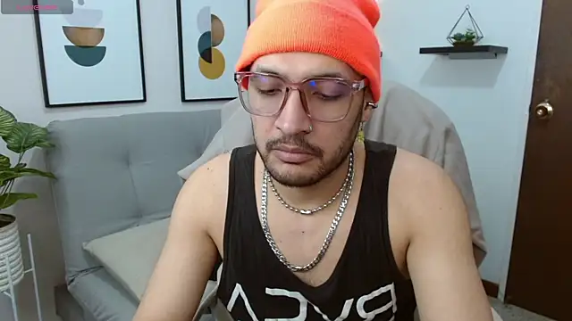   Damian    online show from 24, 10, 2025