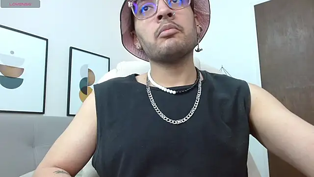   Damian    online show from 7, 11, 2025