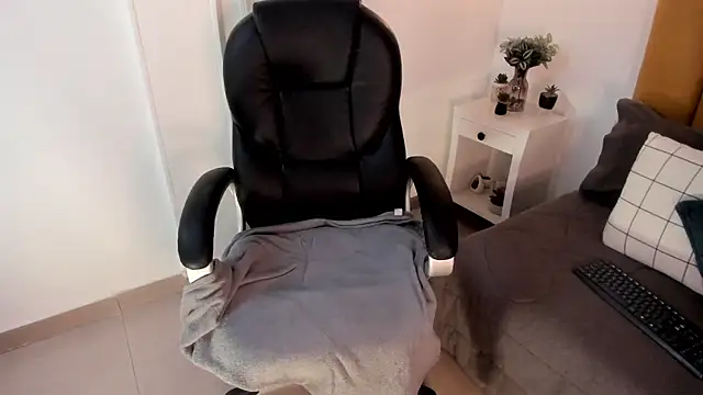 marie bass online show from 14, 9, 2025