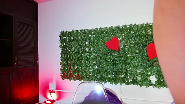 BellaRoux1 online show from 17, 2, 2026