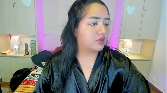 LilyWhitney online show from 11, 9, 2025