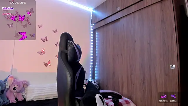 tiffany sofia 1 online show from 13, 1, 2026